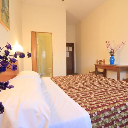 Hotel Ottaviani Florencie Pokoj fotografie